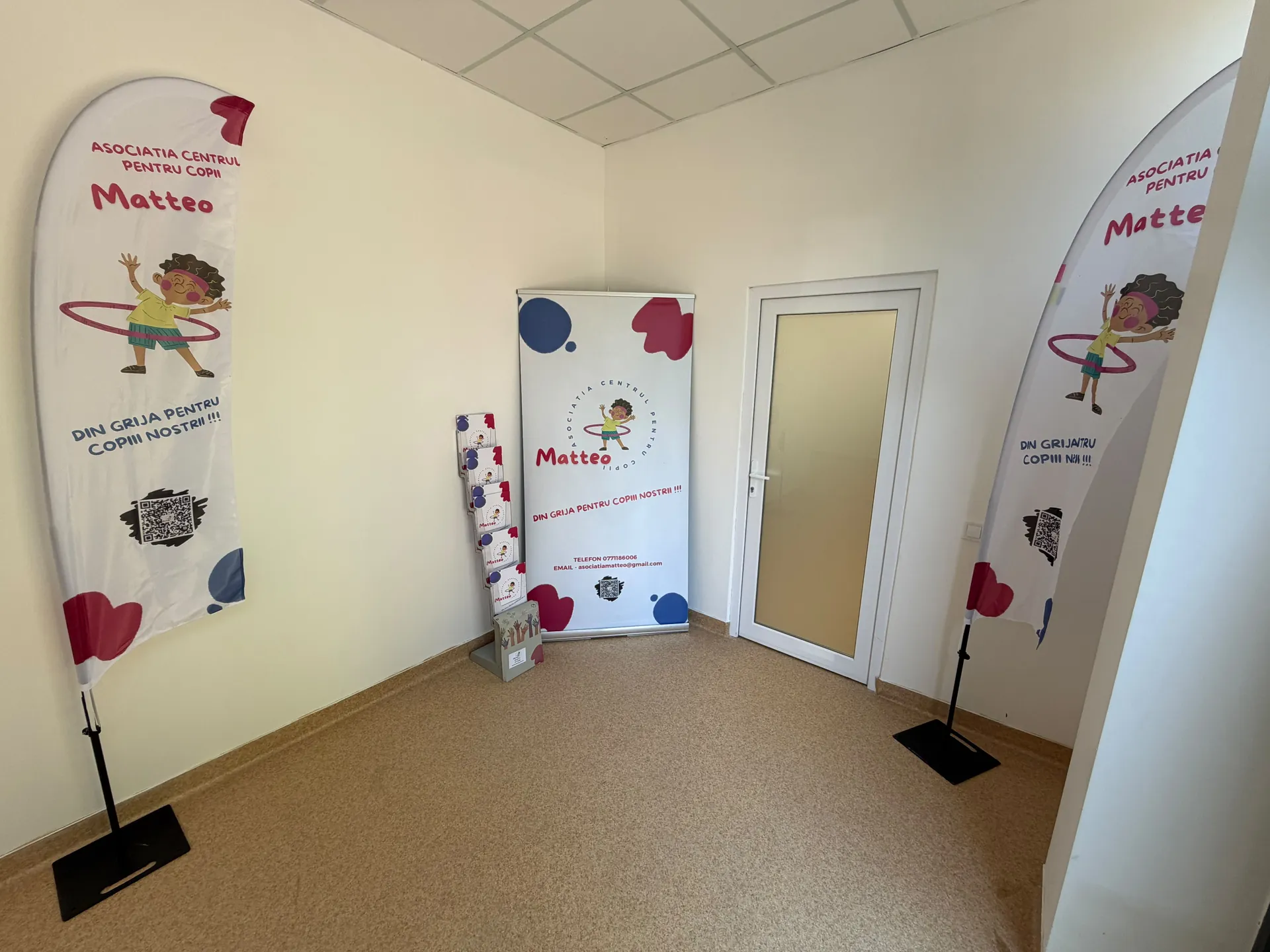 The information area, with the association’s banners and leaflets.